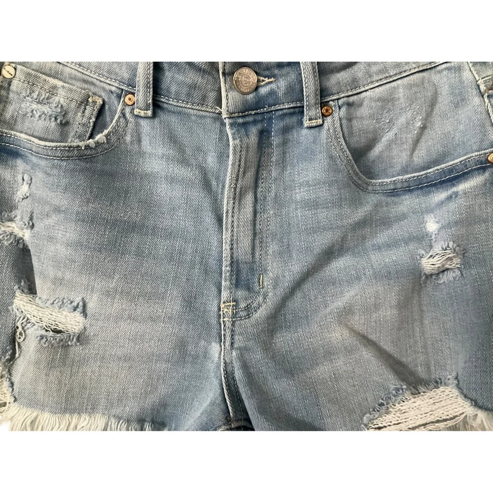 Enjean Womens High Rise Distressed Denim Shorts Light‎ Wash Frayed Hem Size M